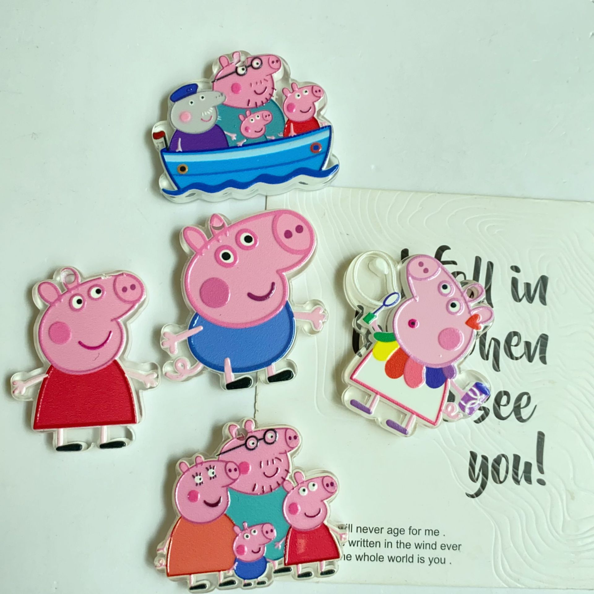 Phone Accessories Hanging - Colgante de Peppa Pig con orificio